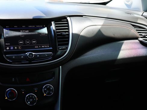 Used 2020 Chevrolet Trax LS w/ Tint and Cruise Package FWD image 43