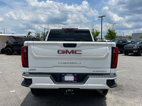 Used 2024 GMC Sierra 2500 Denali w/ Denali Reserve Package AWD/4WD image 25