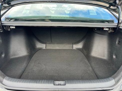 Used 2025 Honda Accord Sport image 30