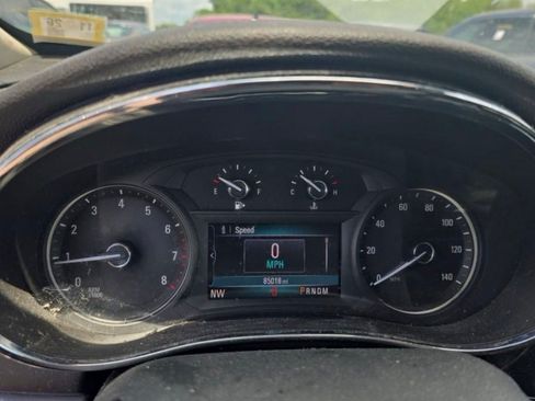 Used 2020 Buick Encore Preferred AWD/4WD image 6