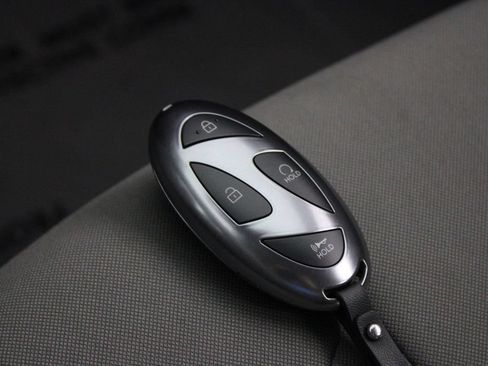 Certified 2026 Hyundai Elantra Sport FWD image 28