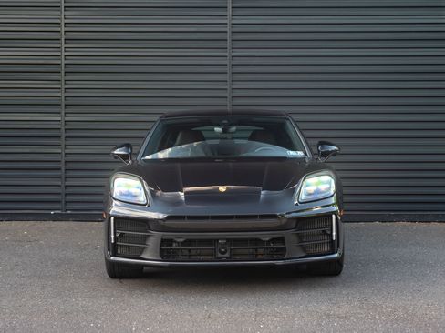 Certified 2024 Porsche Panamera 4 AWD/4WD image 11