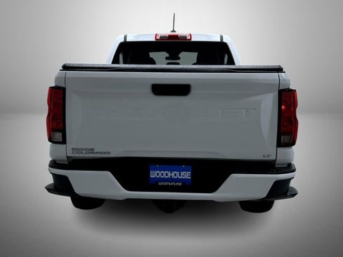 Used 2023 Chevrolet Colorado LT AWD/4WD image 6