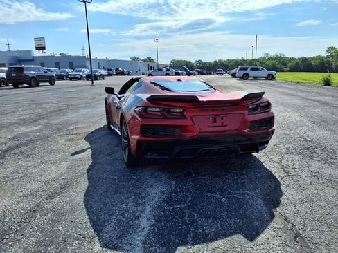 Used 2025 Chevrolet Corvette Z06 RWD image 22