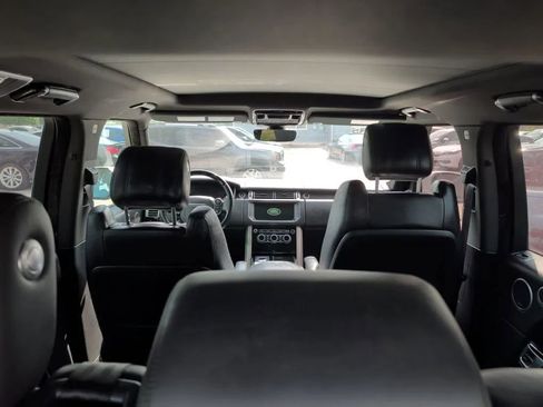 Used 2017 Land Rover Range Rover HSE AWD/4WD image 21