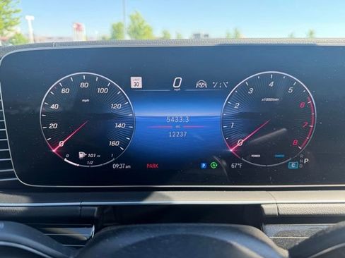 Used 2024 Mercedes-Benz GLE 450 4MATIC w/ AMG Line Exterior image 20
