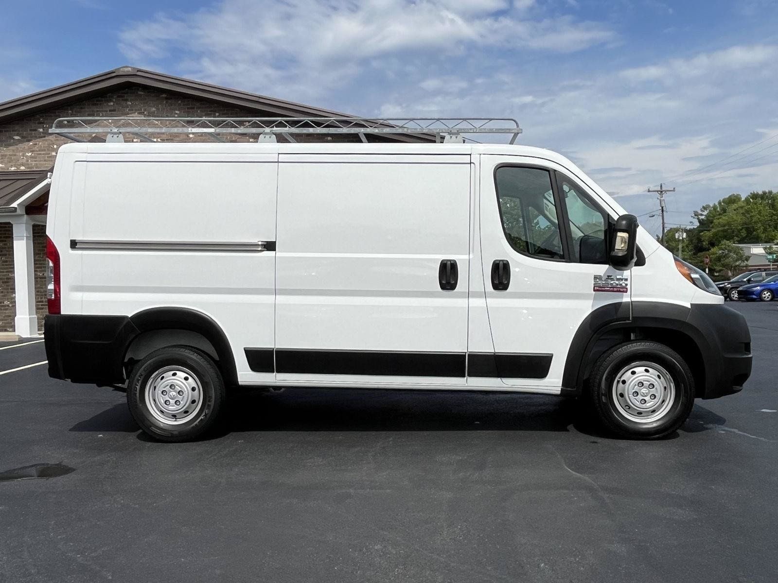 Used 2021 RAM ProMaster 2500 w/ Convenience Group FWD image 23