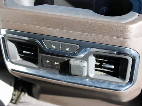 Used 2021 GMC Sierra 1500 SLT w/ SLT Premium Package image 21