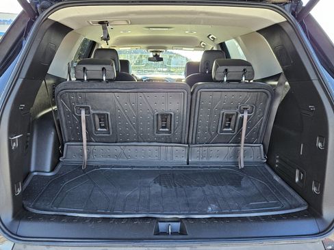 Used 2018 Chevrolet Traverse LT image 13