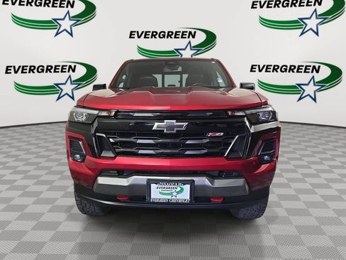 Used 2024 Chevrolet Colorado Z71 w/ Z71 Convenience Package 2 AWD/4WD image 2
