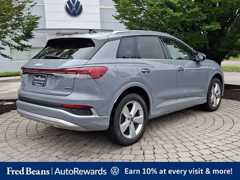 Used 2023 Audi Q4 e-tron Premium Plus w/ Premium Plus AWD/4WD image 7
