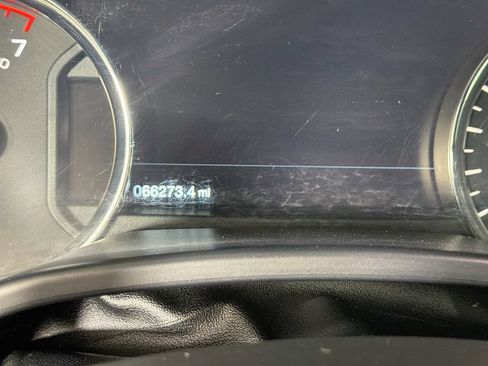 Used 2017 Ford F150 Lariat w/ Equipment Group 502A Luxury AWD/4WD image 14