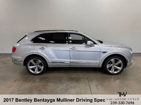 Used 2017 Bentley Bentayga Mulliner Driving Specification image 13