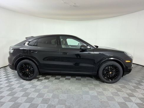 New 2026 Porsche Cayenne Coupe AWD/4WD image 9