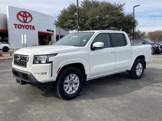 Used 2022 Nissan Frontier SV video 1