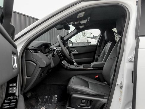 Used 2026 Land Rover Range Rover Velar S image 10