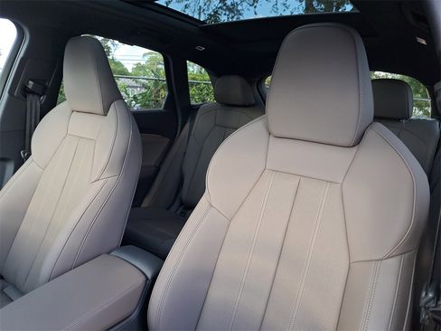 New 2025 Audi Q5 2.0T Premium Plus image 17