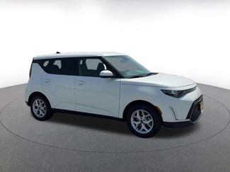 Used 2025 Kia Soul LX w/ LX Technology Package FWD video 2