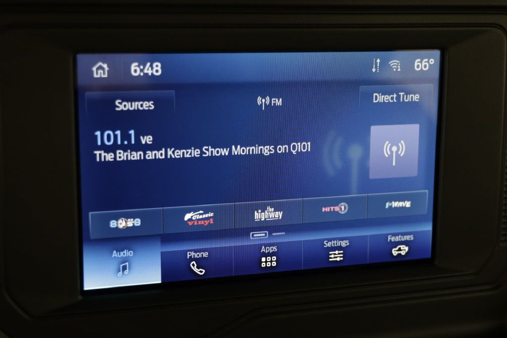 Used 2023 Ford Bronco Outer Banks AWD/4WD image 9