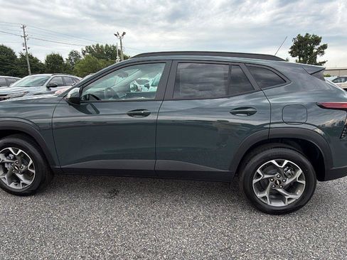 New 2026 Chevrolet Trax LT w/ Driver Confidence Package FWD image 11