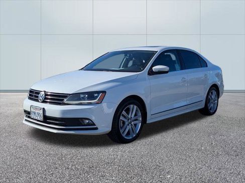 Used 2017 Volkswagen Jetta SEL image 1
