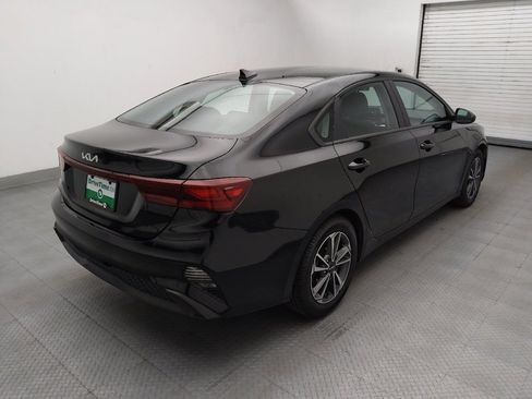 Used 2023 Kia Forte LXS FWD image 9