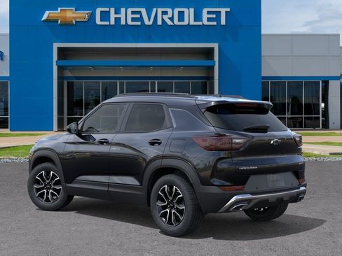 New 2026 Chevrolet TrailBlazer ACTIV w/ Convenience Package FWD image 3