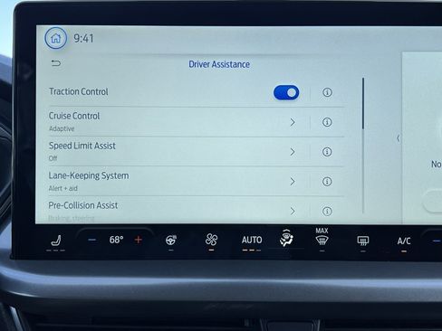 New 2025 Ford Escape SE image 37