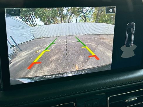 Used 2022 Lincoln Nautilus FWD w/ Premium Package image 14