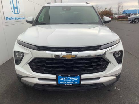Used 2025 Chevrolet TrailBlazer LT image 9