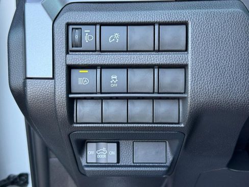 Used 2025 Toyota Tacoma SR5 image 22