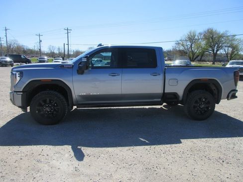 New 2026 GMC Sierra 2500 AT4 image 10