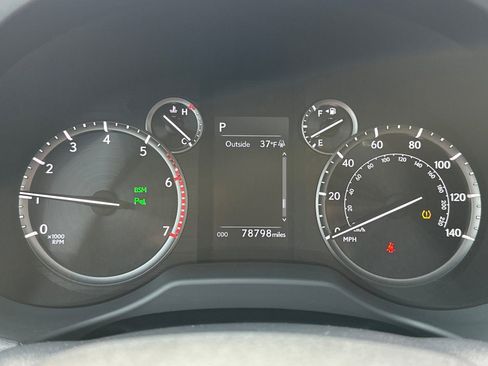 Used 2021 Lexus GX 460 Premium w/ Accessory Package image 38