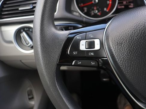 Used 2018 Volkswagen Passat 2.0T S image 19