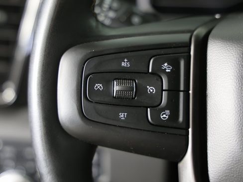 Used 2025 GMC Sierra 2500 AT4 w/ AT4 Premium Plus Package image 17