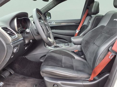 Used 2017 Jeep Grand Cherokee SRT AWD/4WD image 10