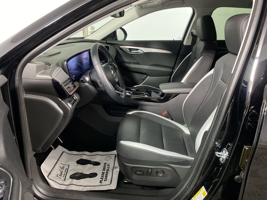 Used 2024 Buick Envision Sport Touring AWD/4WD image 11