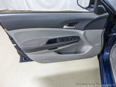 Used 2008 Honda Accord LX-P image 17