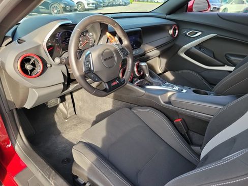 Used 2023 Chevrolet Camaro SS RWD image 5
