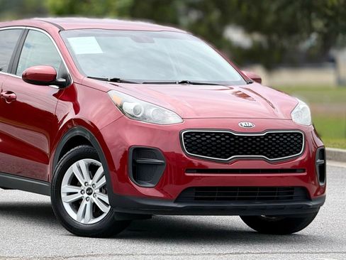 Used 2018 Kia Sportage LX FWD image 46