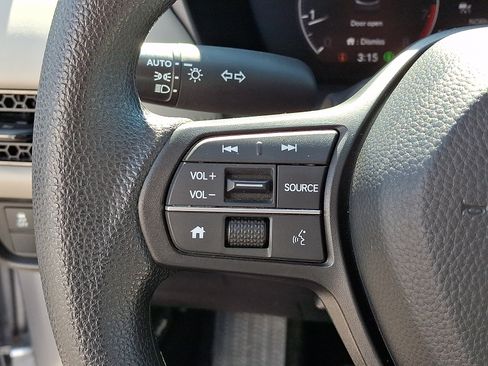 Used 2024 Honda HR-V LX image 20