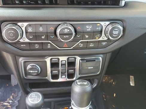 New 2025 Jeep Wrangler Sport S image 25