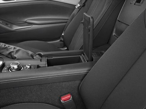 New 2026 MAZDA MX-5 Miata Club w/ Interior Package RWD image 9