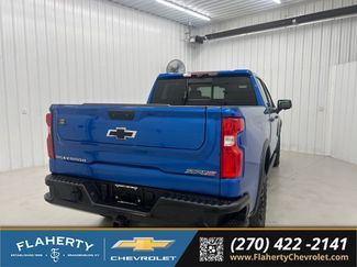 Used 2022 Chevrolet Silverado 1500 ZR2 w/ Technology Package AWD/4WD video 3