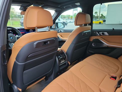New 2026 BMW X5 M60i AWD/4WD image 9
