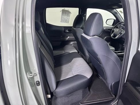 Used 2023 Toyota Tacoma TRD Sport w/ Black Out Package (TMS) AWD/4WD image 11