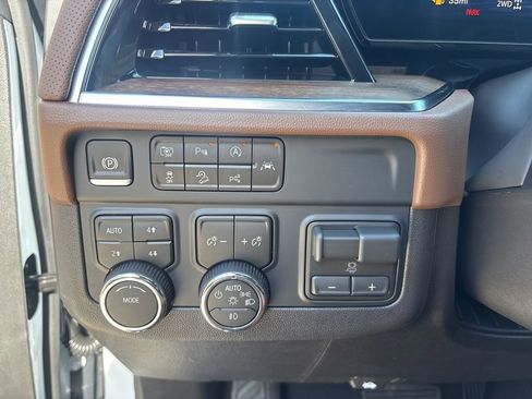New 2026 Chevrolet Tahoe High Country AWD/4WD image 31