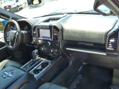 Used 2020 Ford F150 Lariat w/ Equipment Group 502A Luxury AWD/4WD image 14