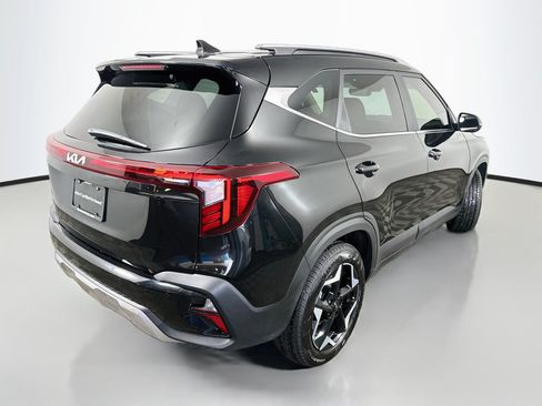 Used 2026 Kia Seltos EX FWD image 7