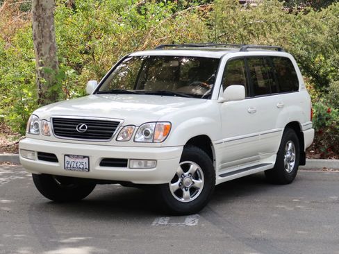 Used 2001 Lexus LX 470 4WD image 3